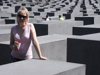 gal/Berlin_2009/Holocaust-Mahnmal/_thb_RIMG1112.JPG